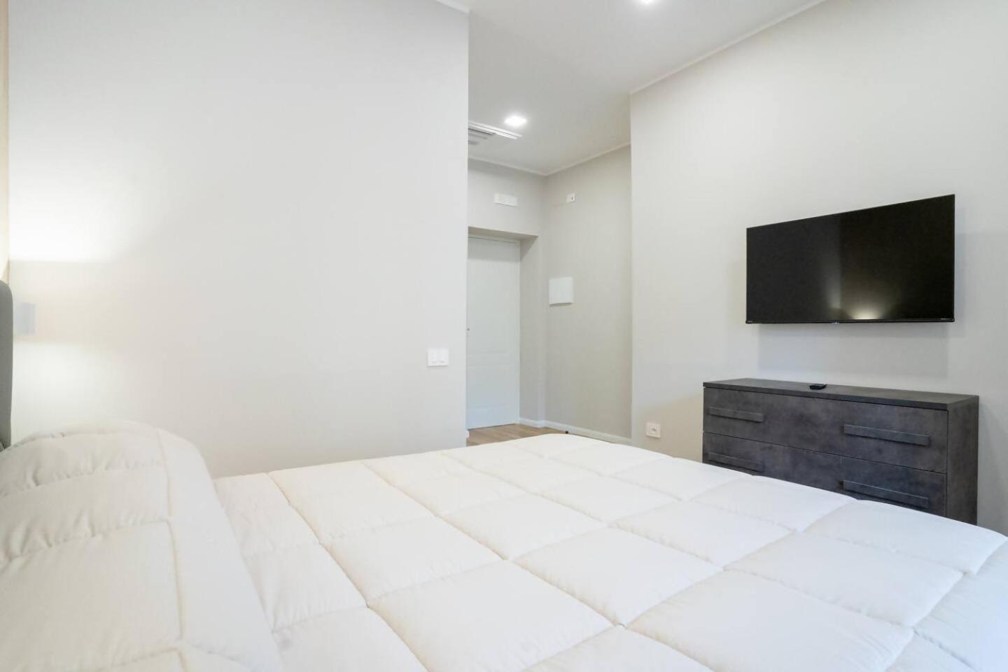 Blue Dream Suites 萨莱诺 外观 照片